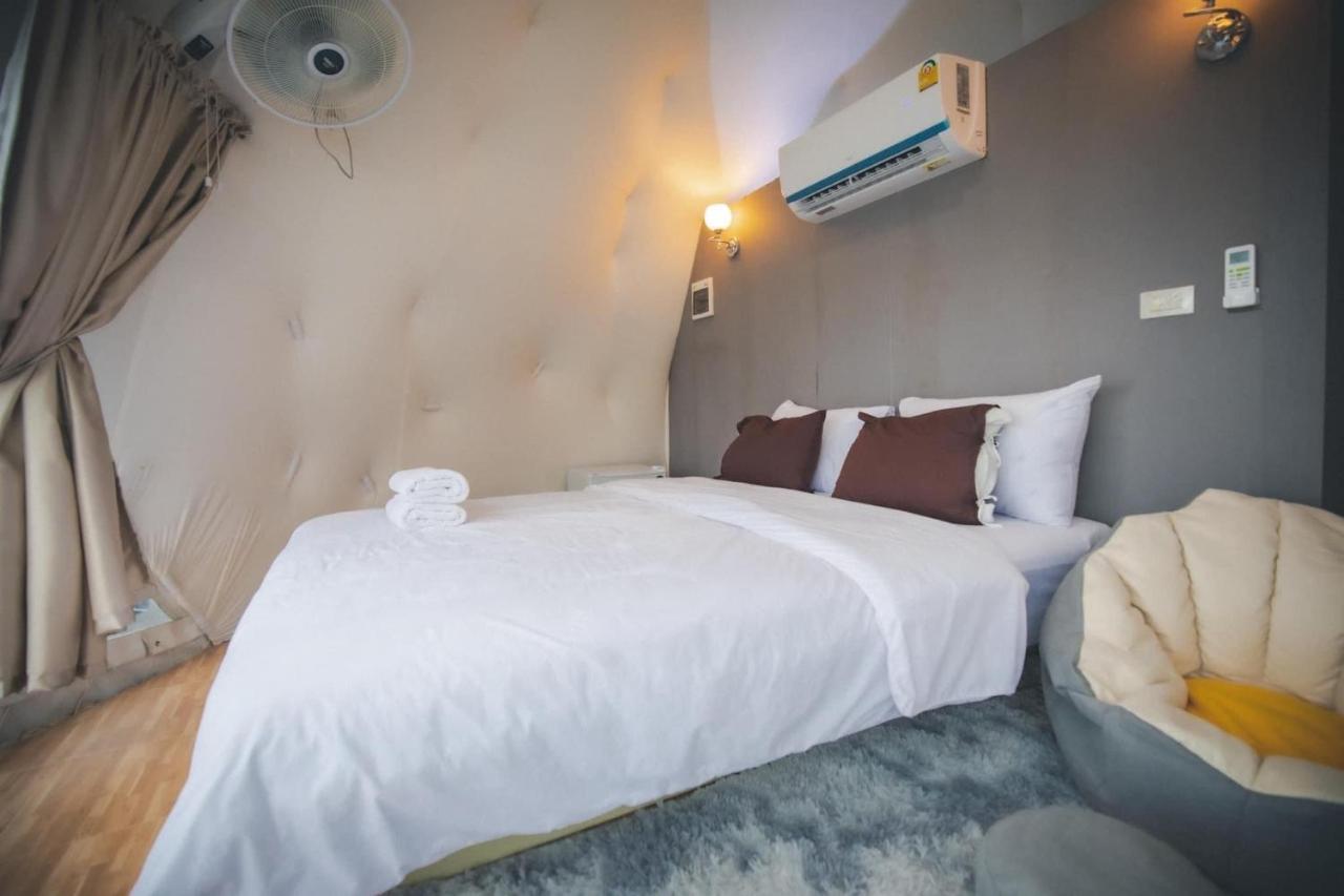 Hotel นรดีฮิวล์ รีสอร์ต เขาแผงม้า วังน้ำเขียว Ban Sap Bon  Esterno foto