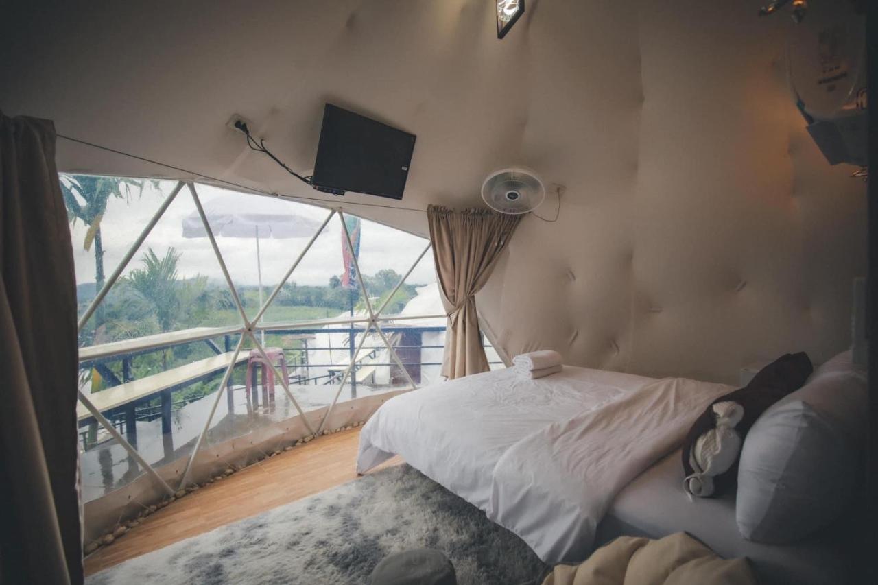 Hotel นรดีฮิวล์ รีสอร์ต เขาแผงม้า วังน้ำเขียว Ban Sap Bon  Esterno foto